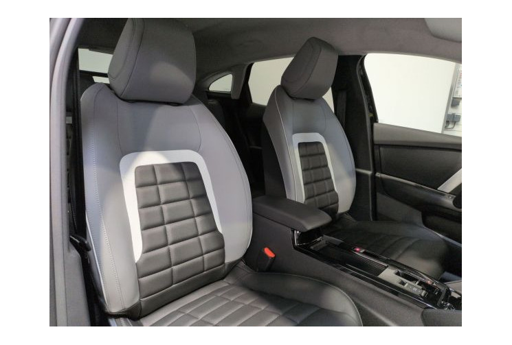 Citroen C4 III Max Hybride 145 ch e-DCS6 Noir Perla Nera