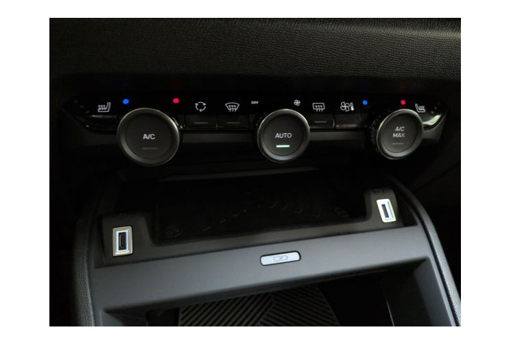 Citroen C4 III Max Hybride 145 ch e-DCS6 Noir Perla Nera