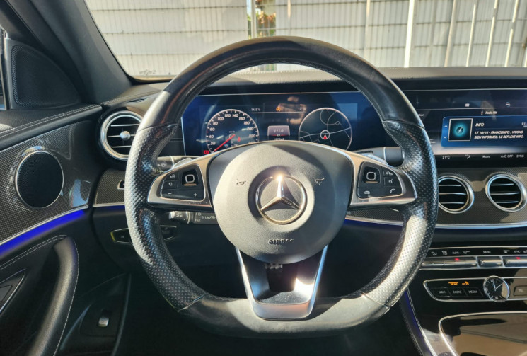 Mercedes CLASSE E SPORTLINE / PACK AMG / 220 4MATIC 194 / SUIVI FULL MERCEDES / GARANTIE 12 MOIS