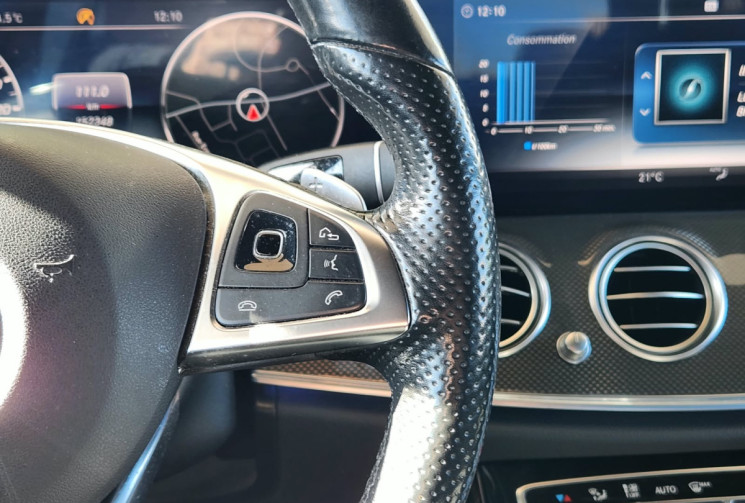 Mercedes CLASSE E SPORTLINE / PACK AMG / 220 4MATIC 194 / SUIVI FULL MERCEDES / GARANTIE 12 MOIS