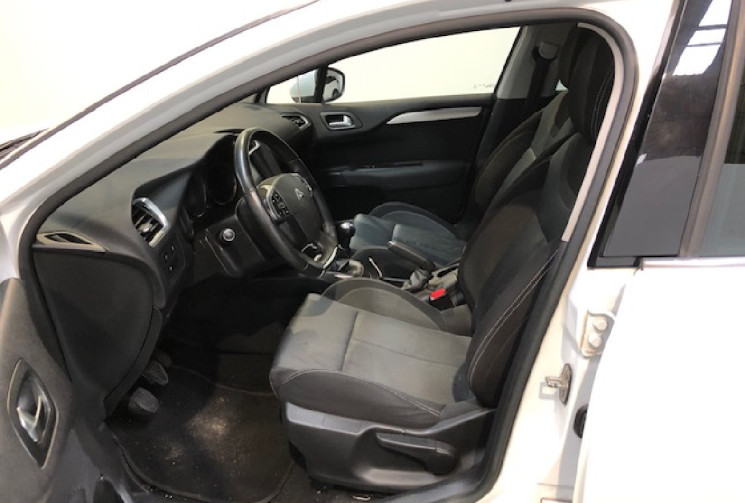 Citroën C4 1.6 VTI 120 MILLENIUM 