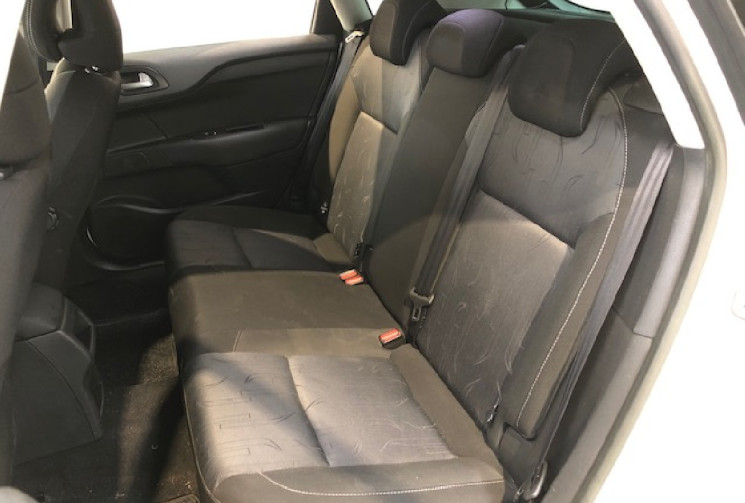 Citroën C4 1.6 VTI 120 MILLENIUM 