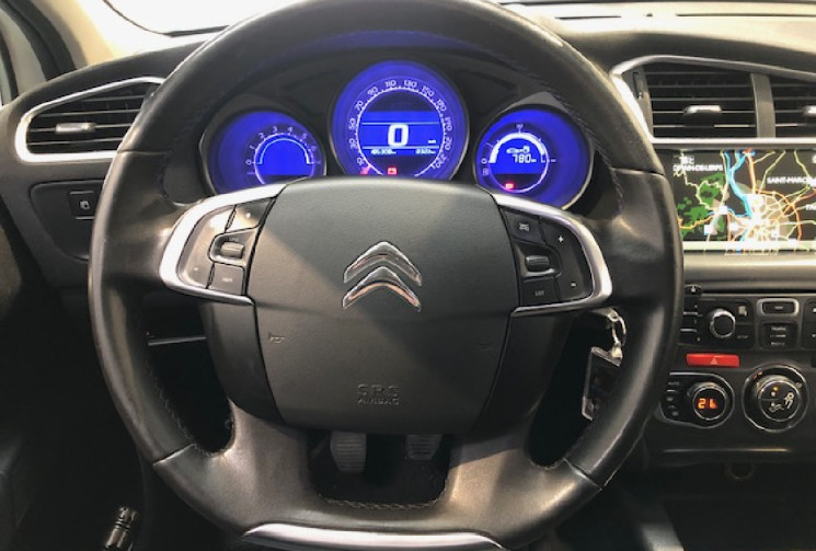 Citroën C4 1.6 VTI 120 MILLENIUM 