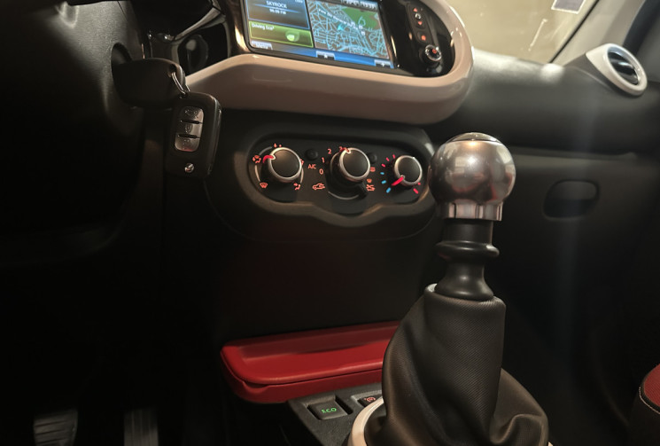 Renault Twingo  0.9 TCe 90 Intens / Révision faite / Caméra de recul / Régulateur / Climatisation