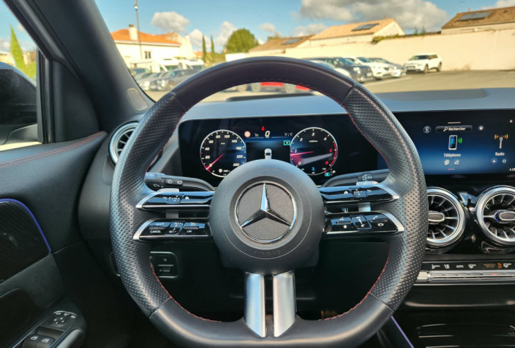 Mercedes GLA 200D 150 AMG PREMIUM PLUS  / EXCELLENT ETAT / GARANTIE 12 MOIS