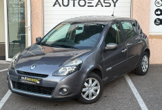 Renault Clio 3 1.2 16V 75 eco2 TomTom Live 