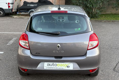 Renault Clio 3 1.2 16V 75 eco2 TomTom Live 