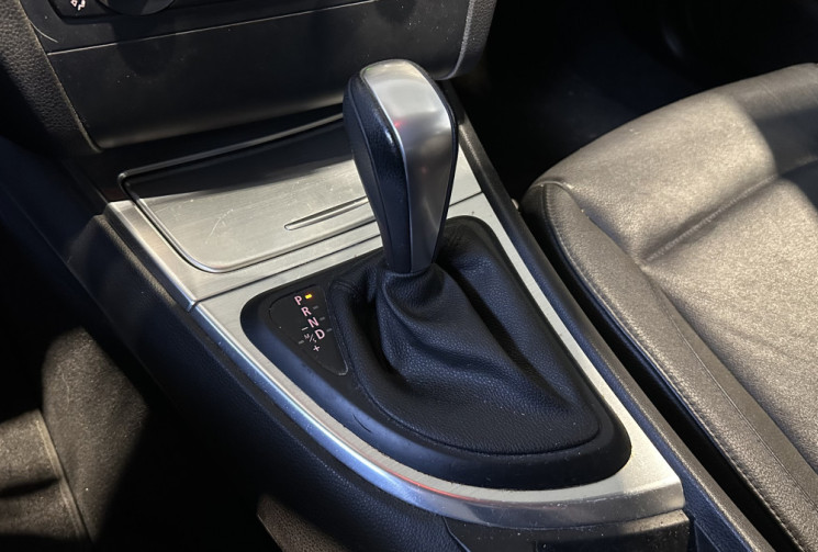 BMW Série 1 118dA 143ch Luxe - Entretien complet - Suivi BMW - 2 ème main - Origine France