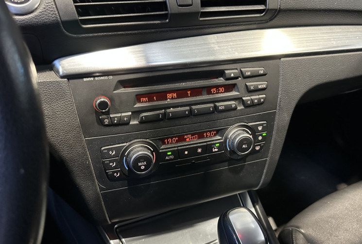 BMW Série 1 118dA 143ch Luxe - Entretien complet - Suivi BMW - 2 ème main - Origine France