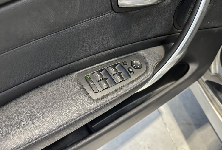 BMW Série 1 118dA 143ch Luxe - Entretien complet - Suivi BMW - 2 ème main - Origine France