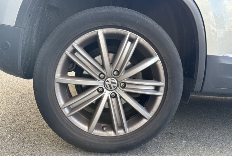 Volkswagen Tiguan (2) 2.0 TDI 177 BLUEMOTION TECHNOLOGY CARAT 4MOTION