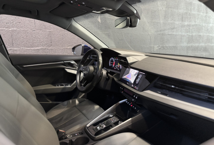 Audi A3 SPORTBACK 35 TDI 150 ch Design Luxe S tronic 7 / Boîte automatique / CarPlay Android Auto