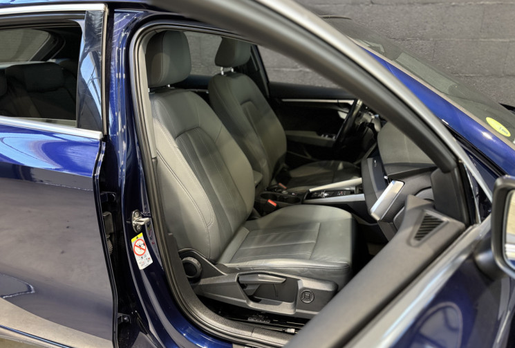 Audi A3 SPORTBACK 35 TDI 150 ch Design Luxe S tronic 7 / Boîte automatique / CarPlay Android Auto