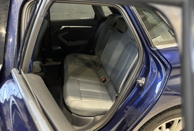 Audi A3 SPORTBACK 35 TDI 150 ch Design Luxe S tronic 7 / Boîte automatique / CarPlay Android Auto