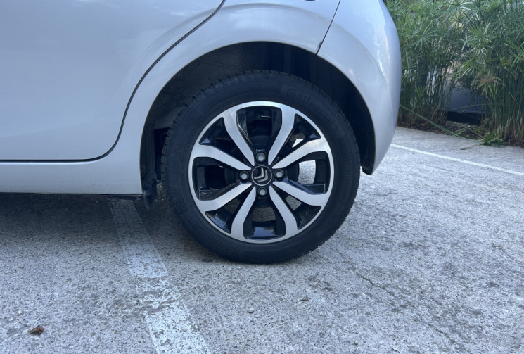 Citroën C1 1.0 VTI 72 CV PACK SHINE / 4CV /ENTRETIEN A JOUR 