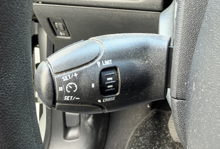 Peugeot 208 VTI 1.0 3 portes