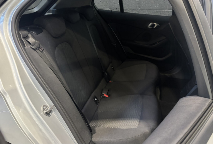 BMW Série 1 F40 116d  BUSINESS DESIGN 2019 / RADARS AV-AR / BVM