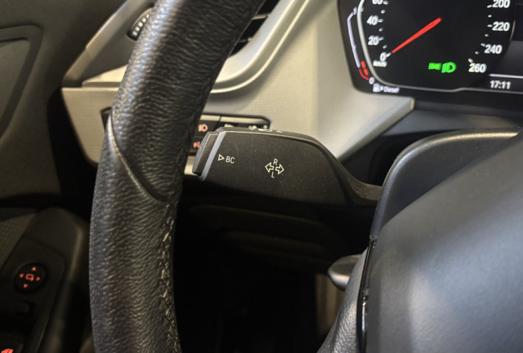 BMW Série 1 F40 116d  BUSINESS DESIGN 2019 / RADARS AV-AR / BVM