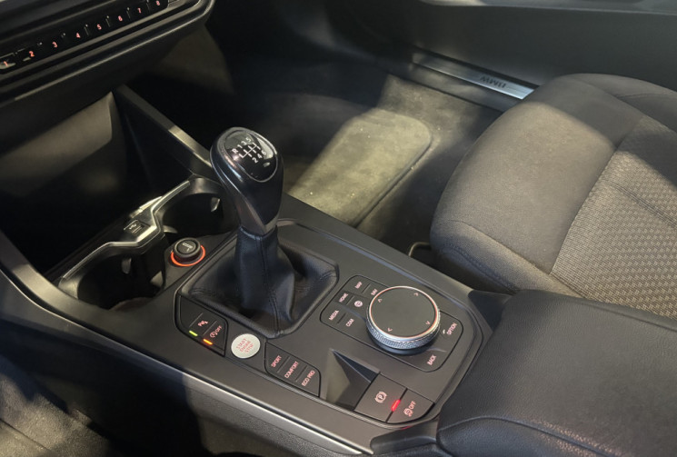 BMW Série 1 F40 116d  BUSINESS DESIGN 2019 / RADARS AV-AR / BVM