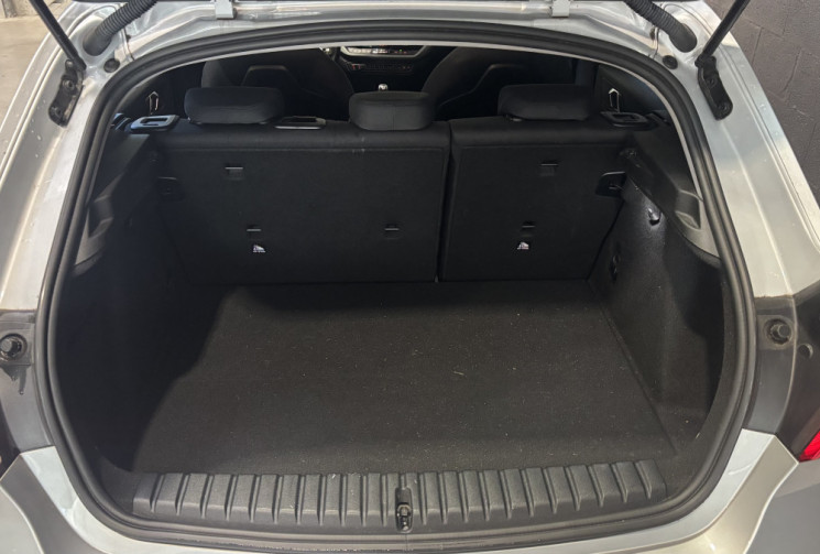 BMW Série 1 F40 116d  BUSINESS DESIGN 2019 / RADARS AV-AR / BVM