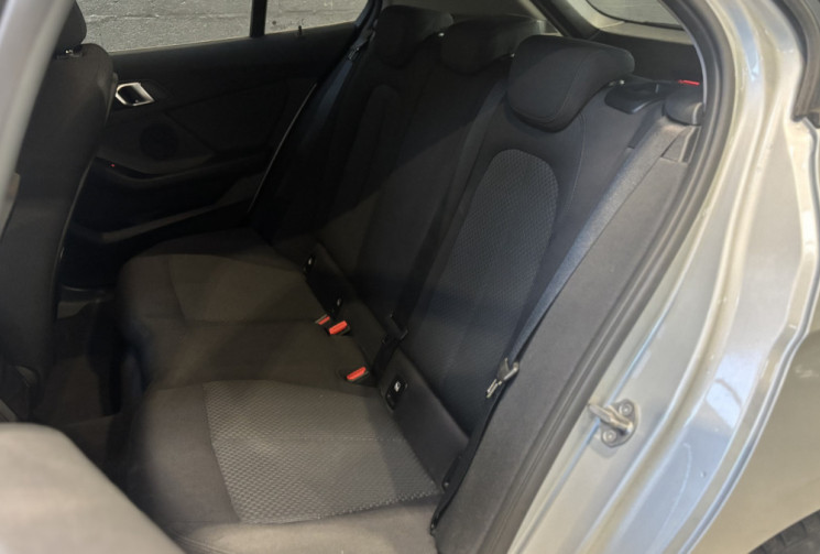 BMW Série 1 F40 116d  BUSINESS DESIGN 2019 / RADARS AV-AR / BVM