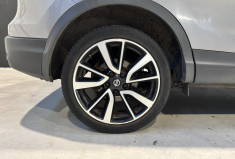Nissan Qashqai 1.6 dCi 130 ch Tekna / Toit panoramique / Suivi d’entretien disponible