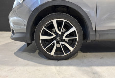 Nissan Qashqai 1.6 dCi 130 ch Tekna / Toit panoramique / Suivi d’entretien disponible