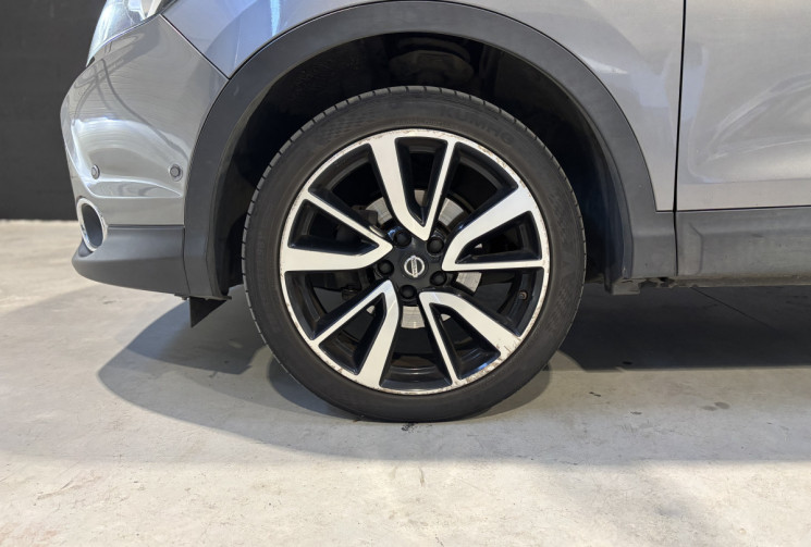 Nissan Qashqai 1.6 dCi 130 ch Tekna / Toit panoramique / Suivi d’entretien disponible