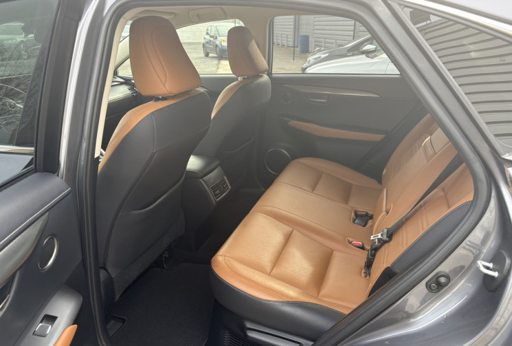 Lexus NX 300H 2.5i hybrid luxe