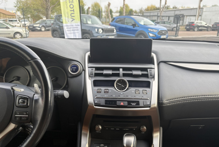 Lexus NX 300H 2.5i hybrid luxe