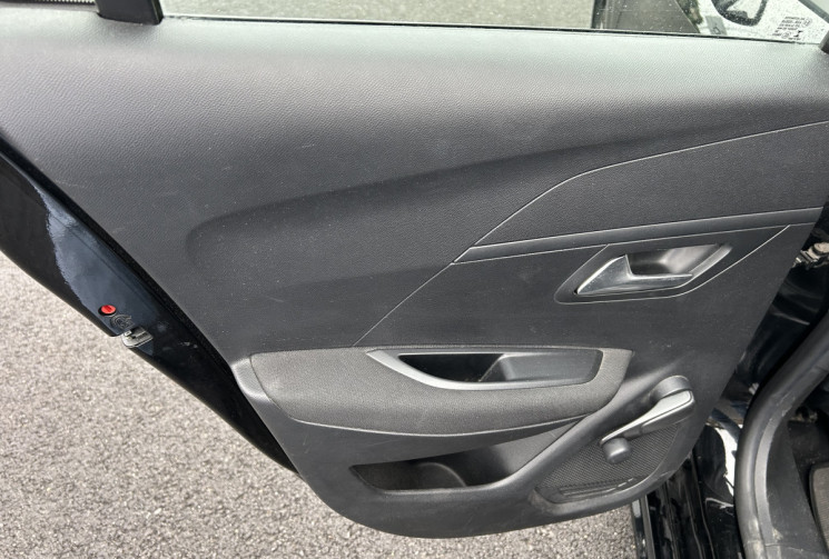 Peugeot 208 Active 1.2 PureTech 75 cv Distribution changée