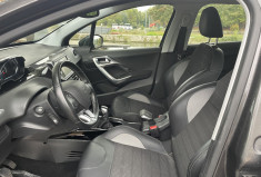 Peugeot 2008  1.5 BLUEHDI ALLURE 102 / GRIP CONTROL / RADAR DE RECUL