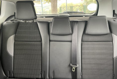 Peugeot 2008  1.5 BLUEHDI ALLURE 102 / GRIP CONTROL / RADAR DE RECUL