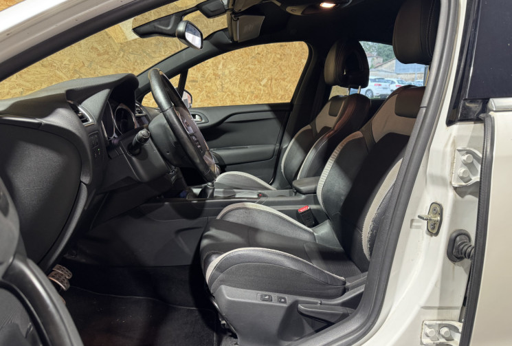 Citroën DS4 GARANTIE 1 AN 1.6 HDi FAP 112 cv