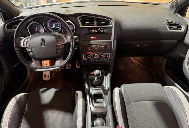 Citroën DS4 GARANTIE 1 AN 1.6 HDi FAP 112 cv
