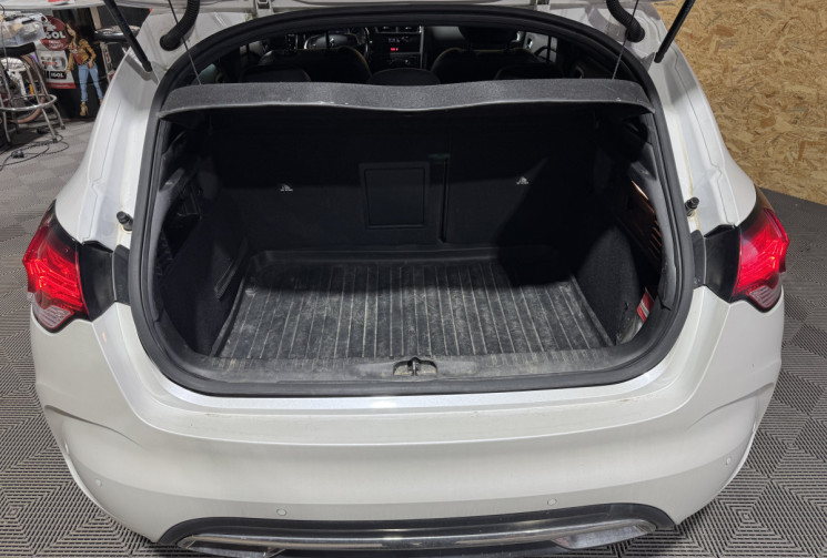 Citroën DS4 GARANTIE 1 AN 1.6 HDi FAP 112 cv