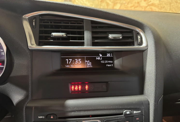 Citroën DS4 GARANTIE 1 AN 1.6 HDi FAP 112 cv