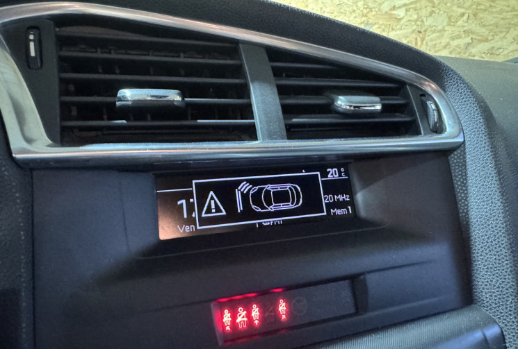 Citroën DS4 GARANTIE 1 AN 1.6 HDi FAP 112 cv