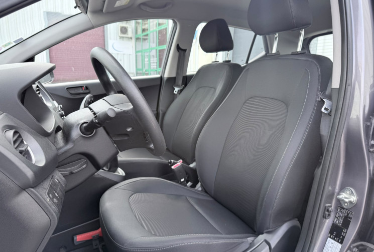 Hyundai I10 II 1.0 i 12V Blue Drive S&S 67 CV *CLIM*IDEAL JEUNE PERMIS * FAIBLE KILOMETRAGE