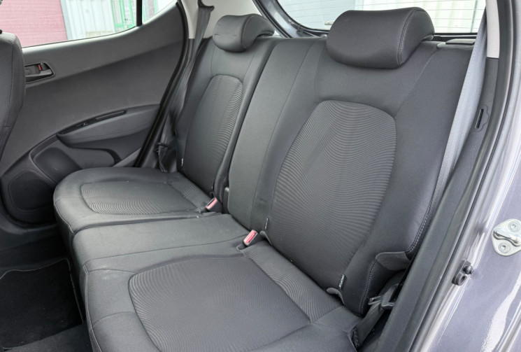 Hyundai I10 II 1.0 i 12V Blue Drive S&S 67 CV *CLIM*IDEAL JEUNE PERMIS * FAIBLE KILOMETRAGE