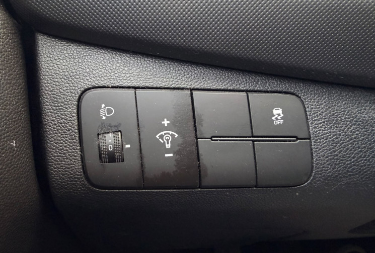 Hyundai I10 II 1.0 i 12V Blue Drive S&S 67 CV *CLIM*IDEAL JEUNE PERMIS * FAIBLE KILOMETRAGE