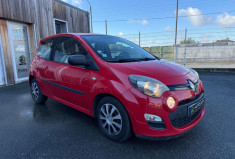 Renault Twingo PHASE 2 1.2 i 75 LIFE / FAIBLE KM / DISTRIBUTION NEUVE / GARANTIE 12 MOIS 