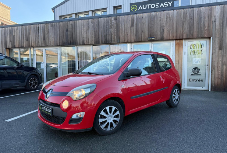 Renault Twingo PHASE 2 1.2 i 75 LIFE / FAIBLE KM / DISTRIBUTION NEUVE / GARANTIE 12 MOIS 