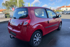 Renault Twingo PHASE 2 1.2 i 75 LIFE / FAIBLE KM / DISTRIBUTION NEUVE / GARANTIE 12 MOIS 