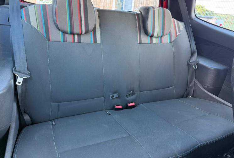 Renault Twingo PHASE 2 1.2 i 75 LIFE / FAIBLE KM / DISTRIBUTION NEUVE / GARANTIE 12 MOIS 