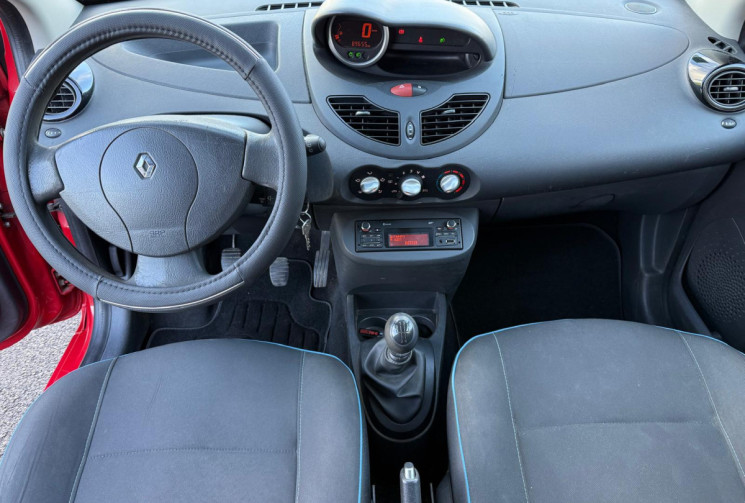 Renault Twingo PHASE 2 1.2 i 75 LIFE / FAIBLE KM / DISTRIBUTION NEUVE / GARANTIE 12 MOIS 