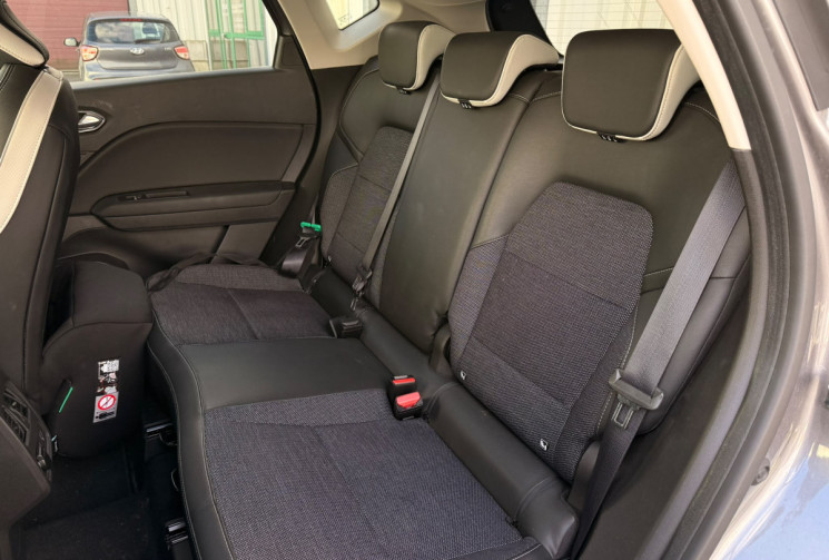 Renault Captur II 1.3 TCe 16V GPF EDC7 S&S 130 CV INTENSE * BOITE AUTO * CARNET COMPLET CHEZ RENAULT