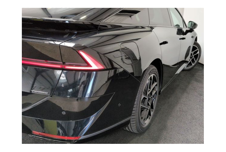 Xpeng P7+ - AWD Performance 503 ch Midnight Black