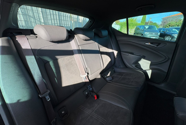 Opel Astra PHASE 2 1.5 CDTI 122 ELEGANCE / BOITE AUTO / EXCELLENT ETAT / GARANTIE 12 MOIS 