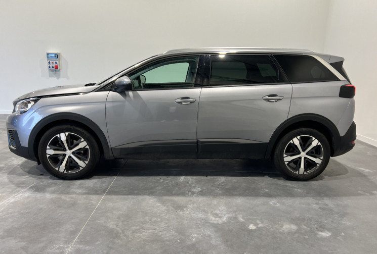 Peugeot 5008 1.2 THP 130 cv Allure 7 places / 1ère Main / Entretien full Peugeot